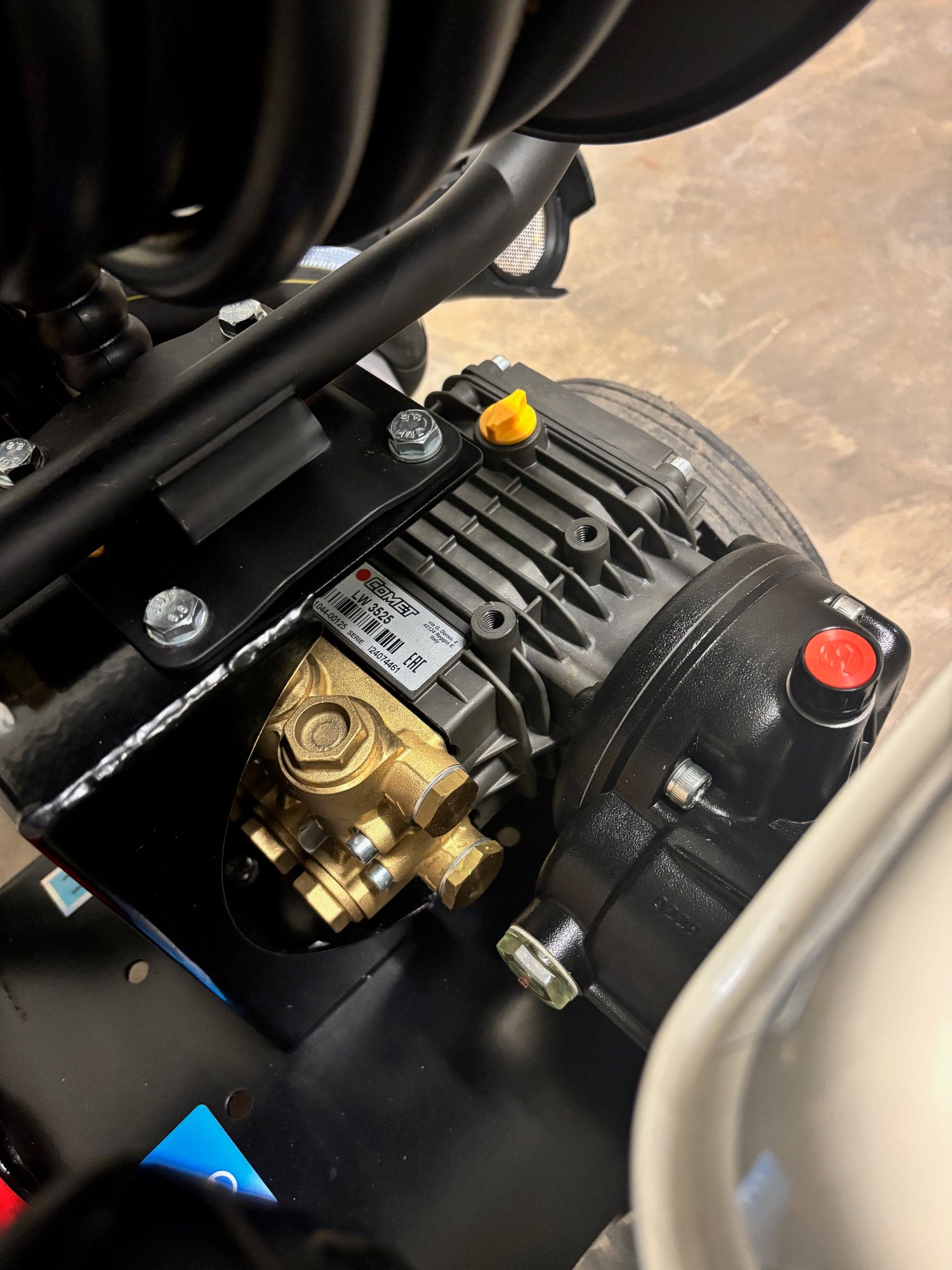 Honda GX200 14Lpm/2200Psi Gearbox Drive Pressure Washer with Reel