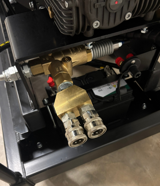 ISUZU 3 Cylinder 40Lpm Twin Lance Industrial Diesel Pressure Washer